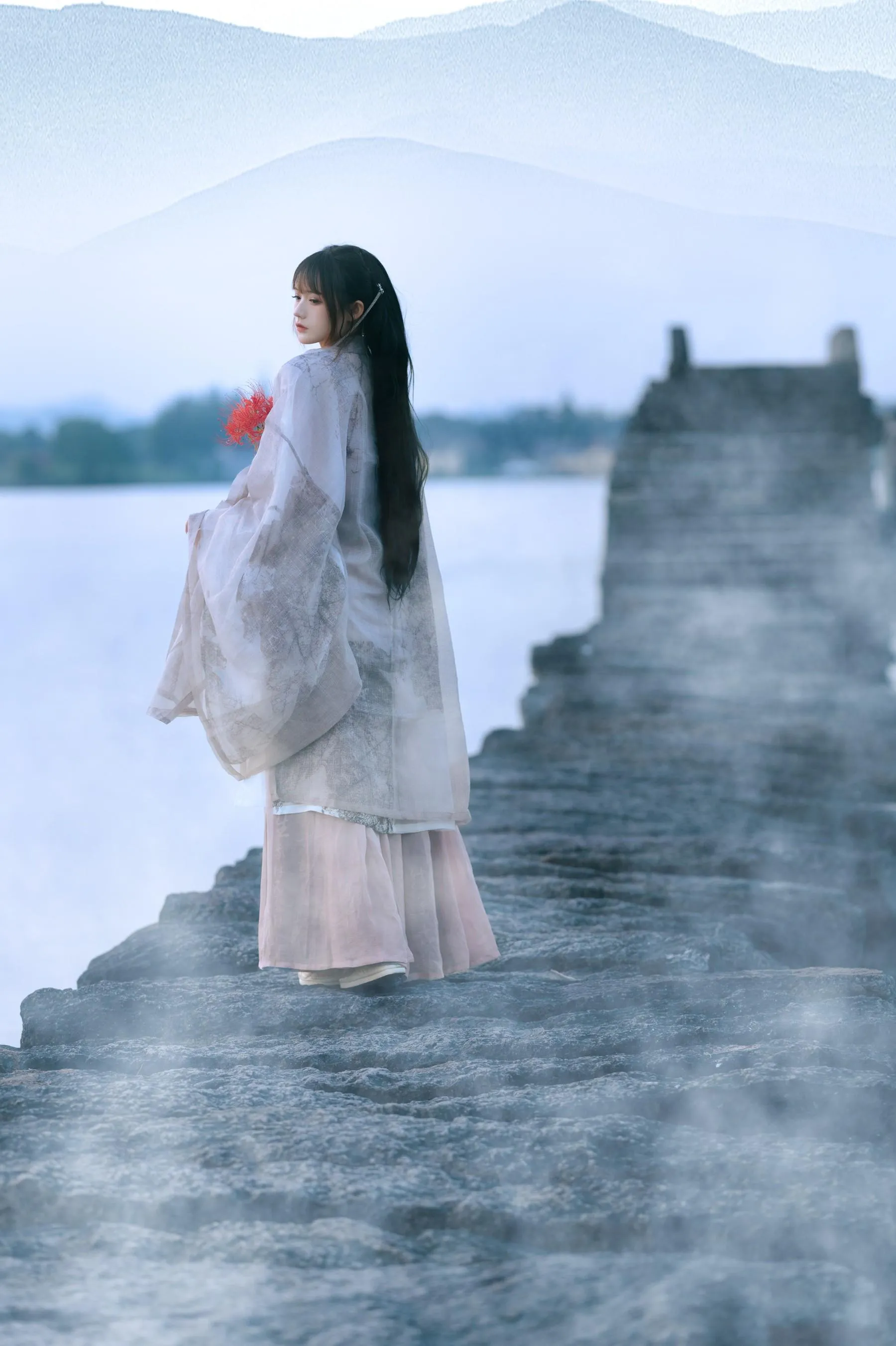 [YITUYU艺图语]2022.07.15 暮空照水 兔子Zzz不吃胡萝卜 [32P]插图8